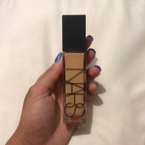 NARS natural radiant longwear foundation